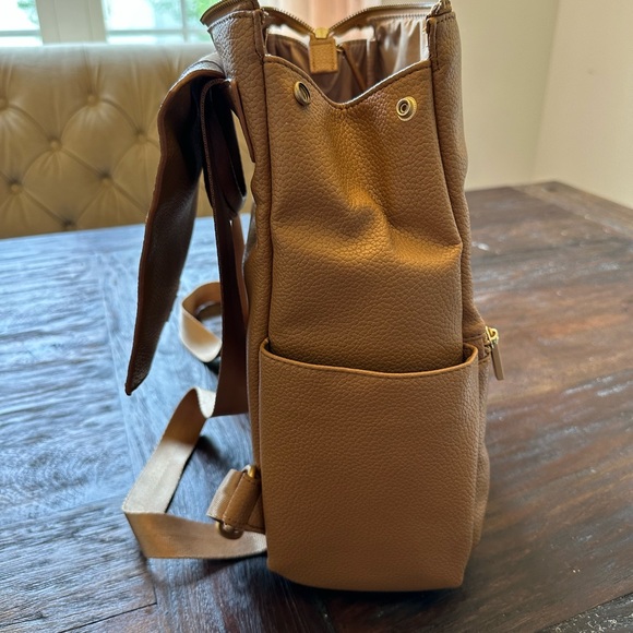 Freshly Picked Backpack - Picture 7 of 8